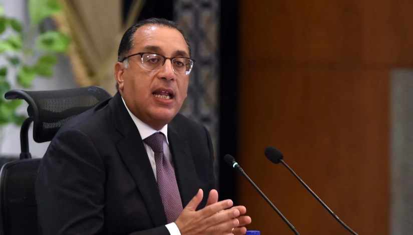 مدبولي: حسن هيكل ليس مستشارًا لرئيس الوزراء وفكرة مقاضية قناة السويس مرفوضة